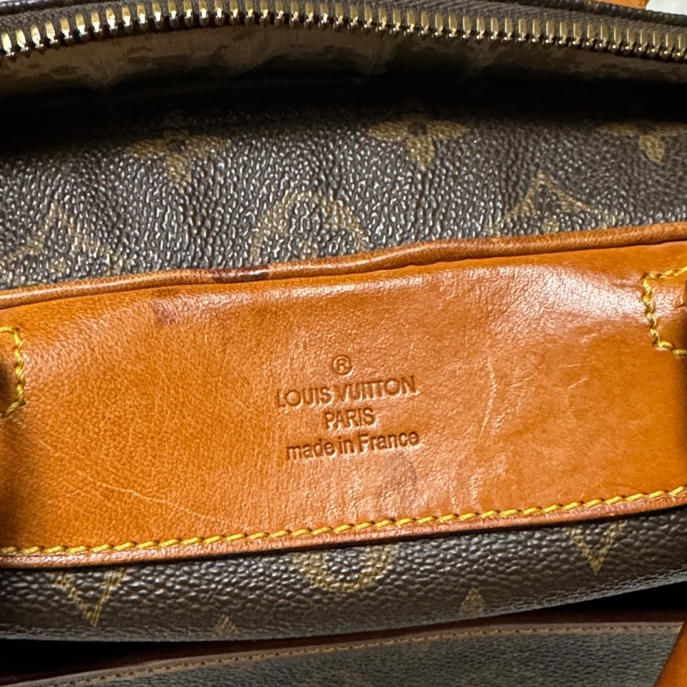 Authentic Louis Vuitton Dark Brown Monogram Briefcase - Picture 3 of 11